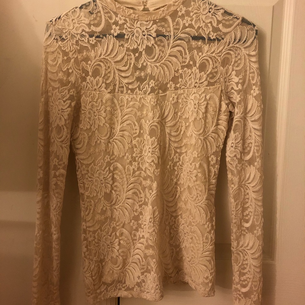 Abercrombie&Fitch white lace top
